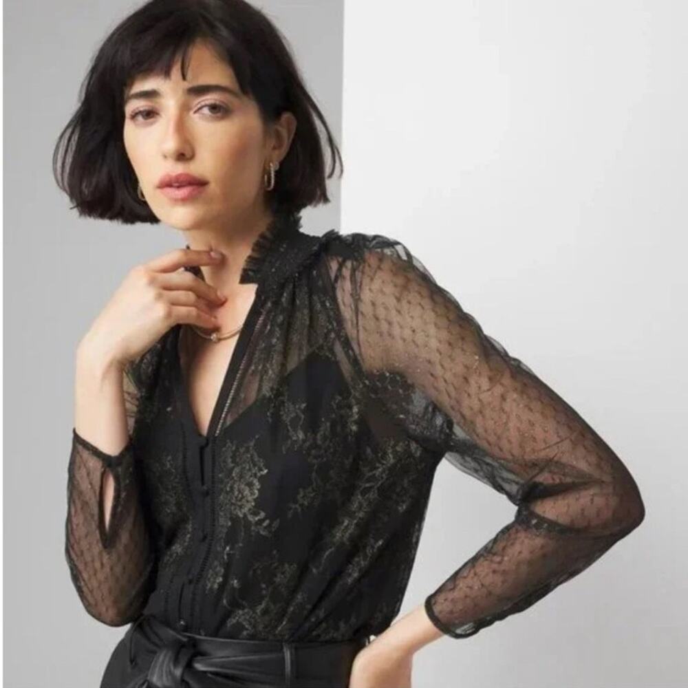 ✨ White House Black Market Sheer Lace Metallic Blouse – Size 8 – EUC ✨